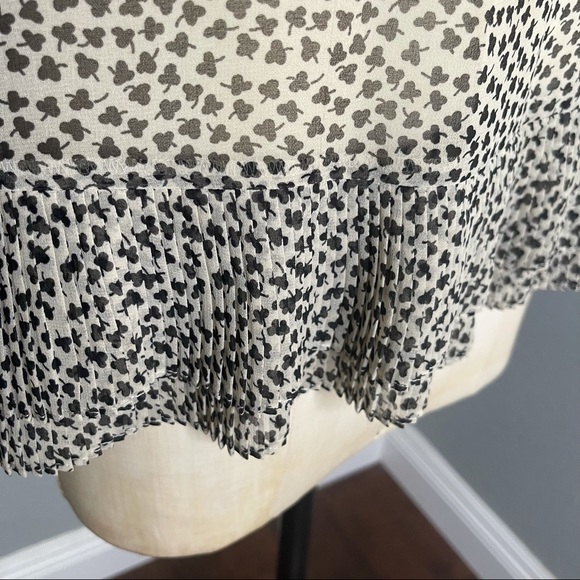 Portrait of a girl 4 cream black high neck sheer blouse - Picture 5 of 9